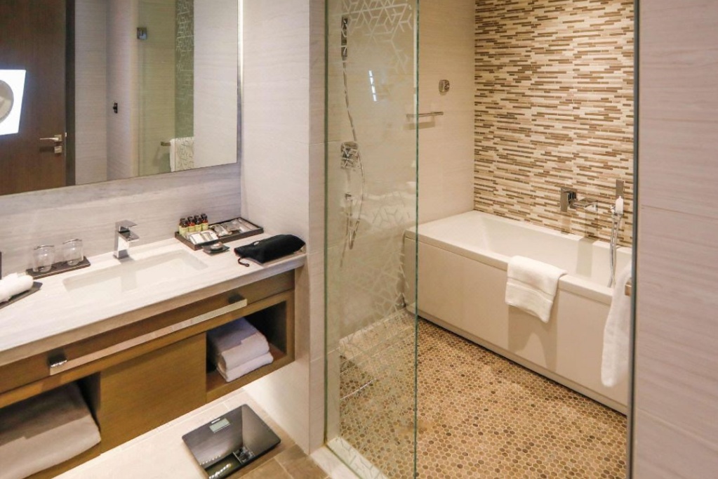 0220u120009zt6kk6197F_W_1080_808_R5_D