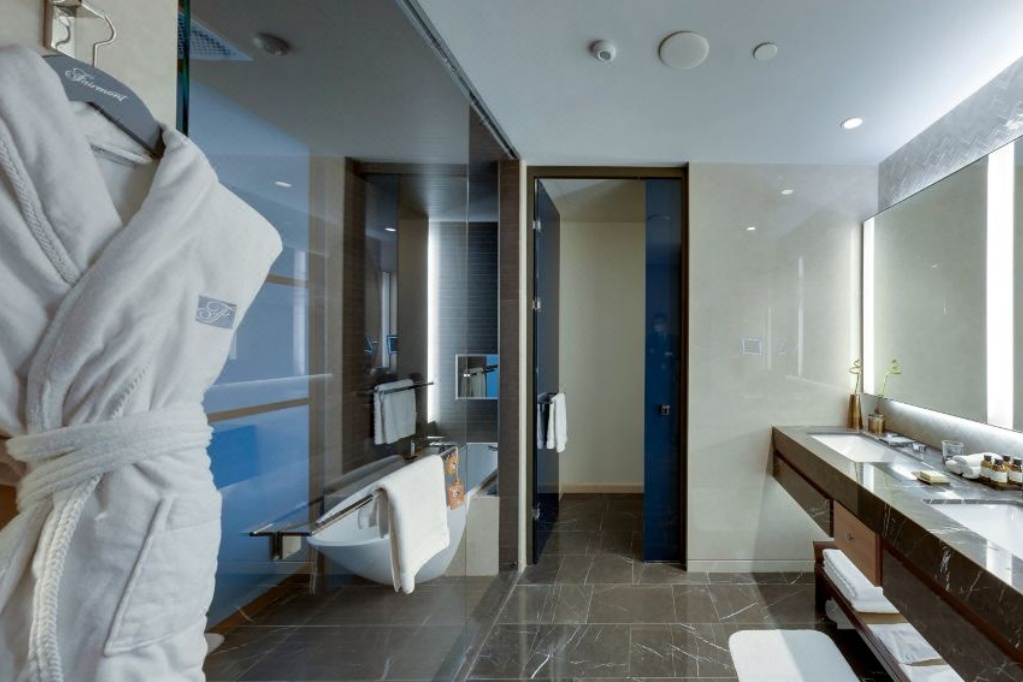 020311200097k10so9C88_W_1080_808_R5_D